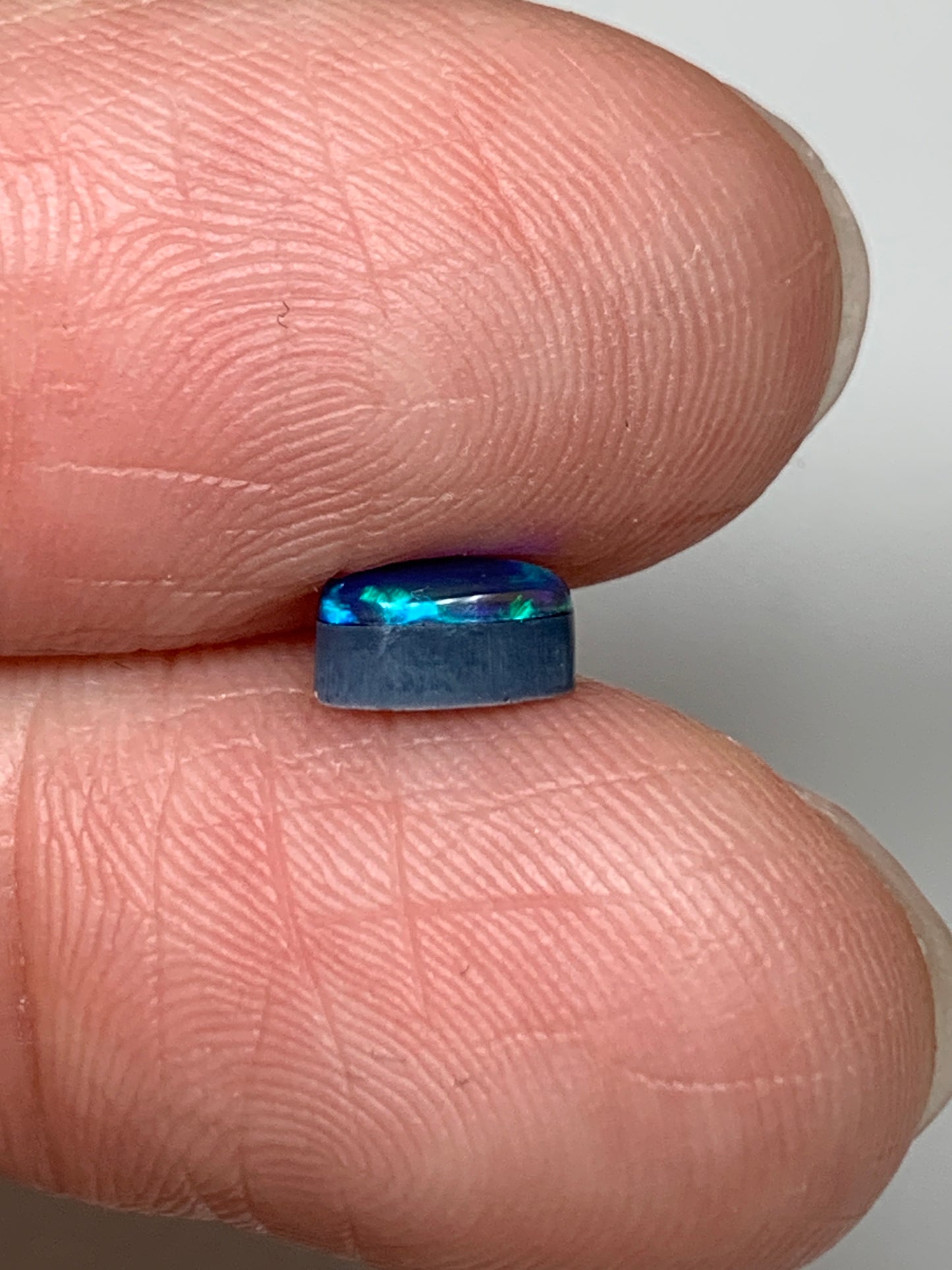 Emerald Flash. Lightning Ridge Doublet Black Opal. 0.50 Ct