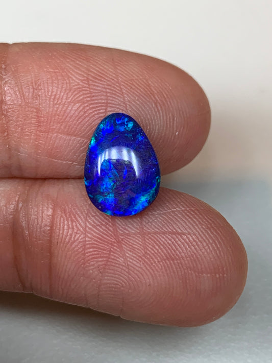Sparkling Sea. Lightning Ridge Doublet Black Opal. 1.85 Ct