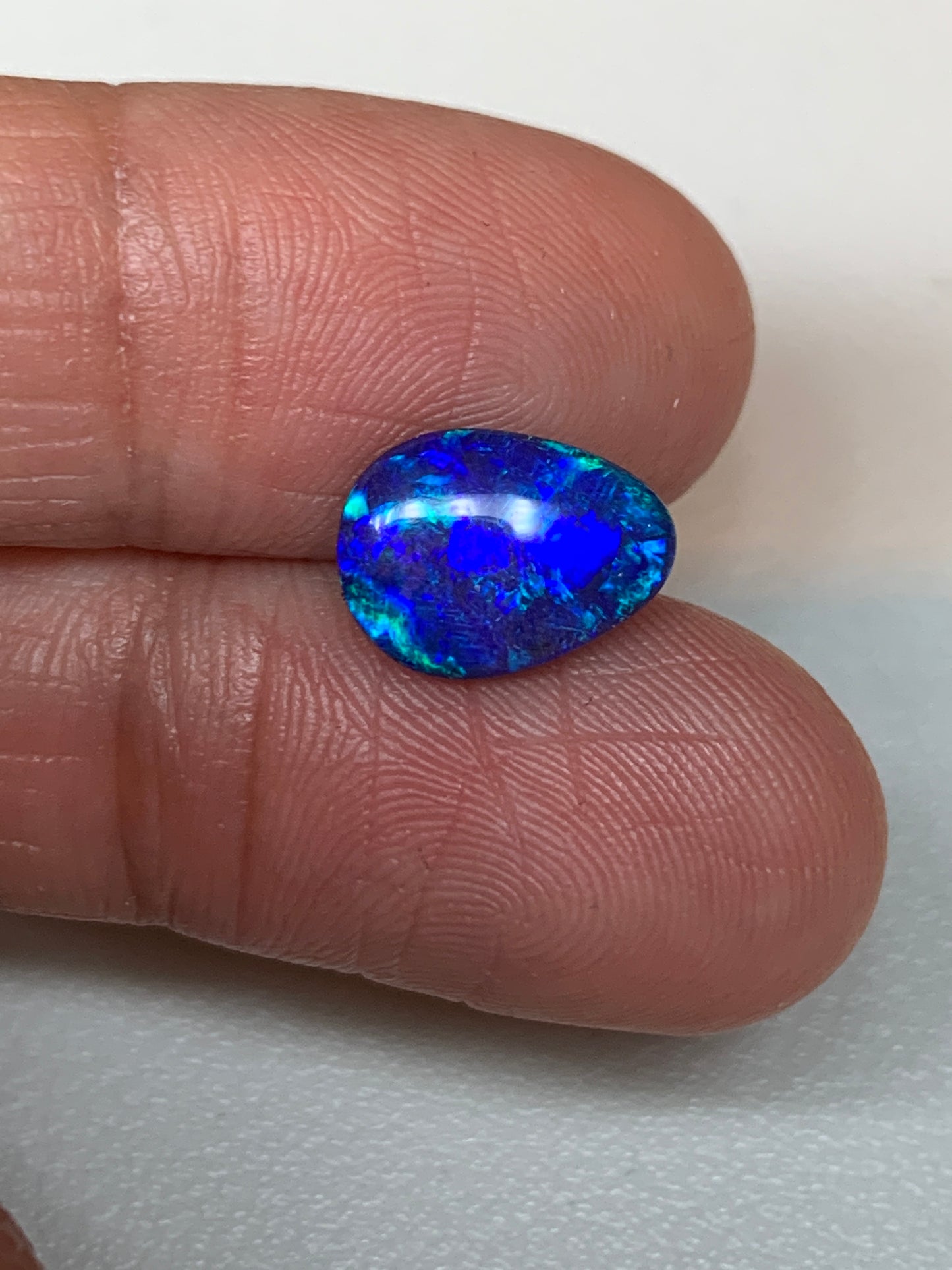 Sparkling Sea. Lightning Ridge Doublet Black Opal. 1.85 Ct